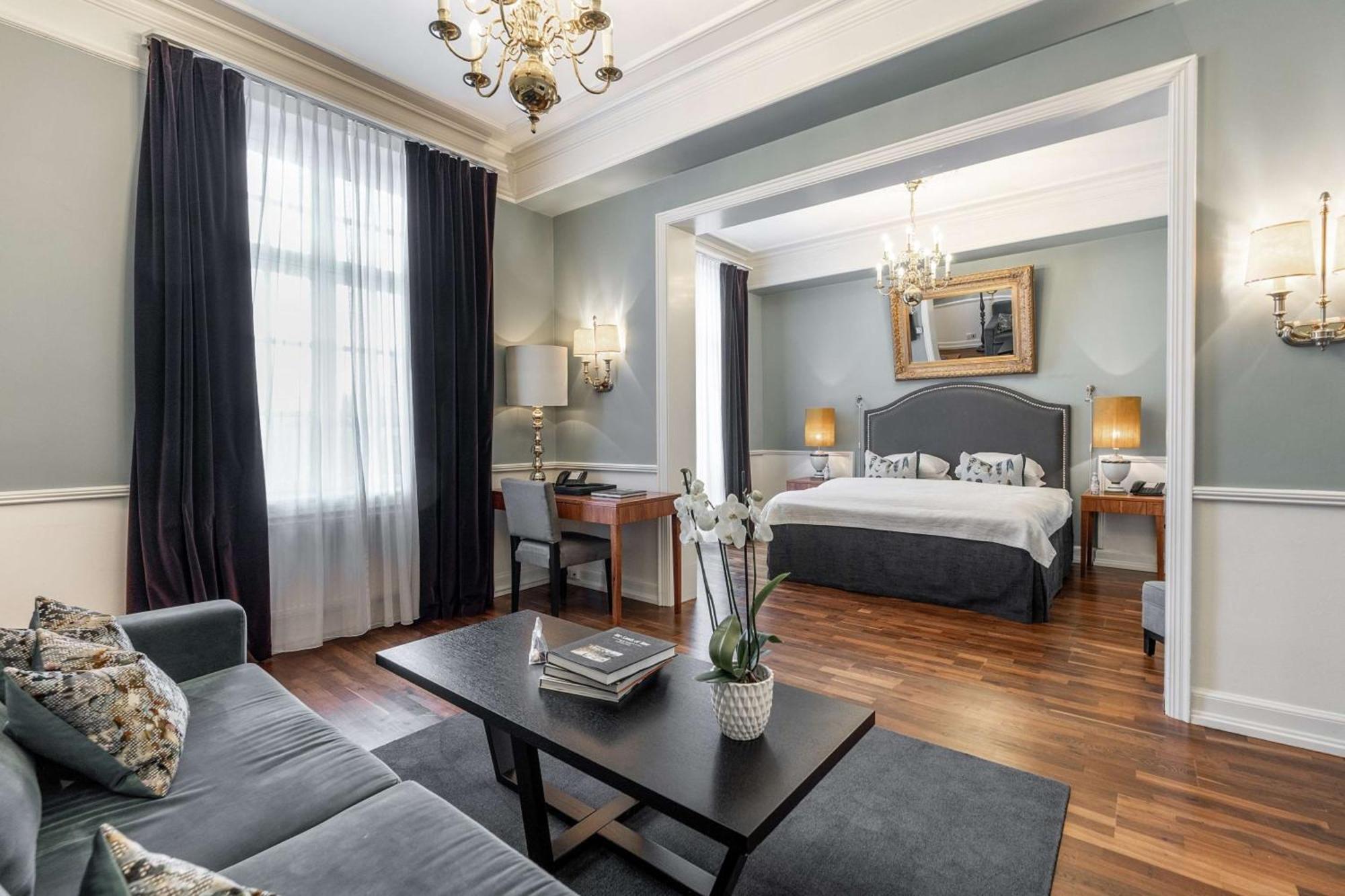 Grand Hotell
